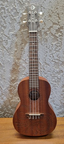 Luna uke mah tattoo - luna, concert